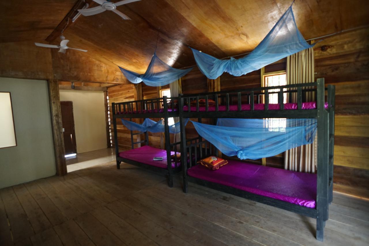 Auberge de jeunesse Suns Of Beaches à Koh Rong Extérieur photo
